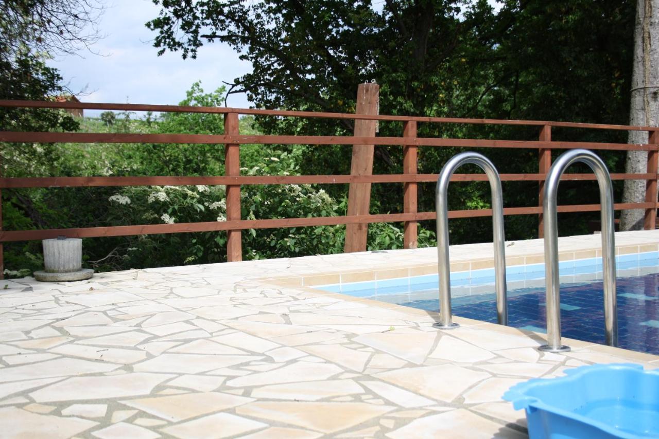 2 Zimmer Fewo Mit Aussenpool Und Sauna Sulzfeld am Main Exterior photo