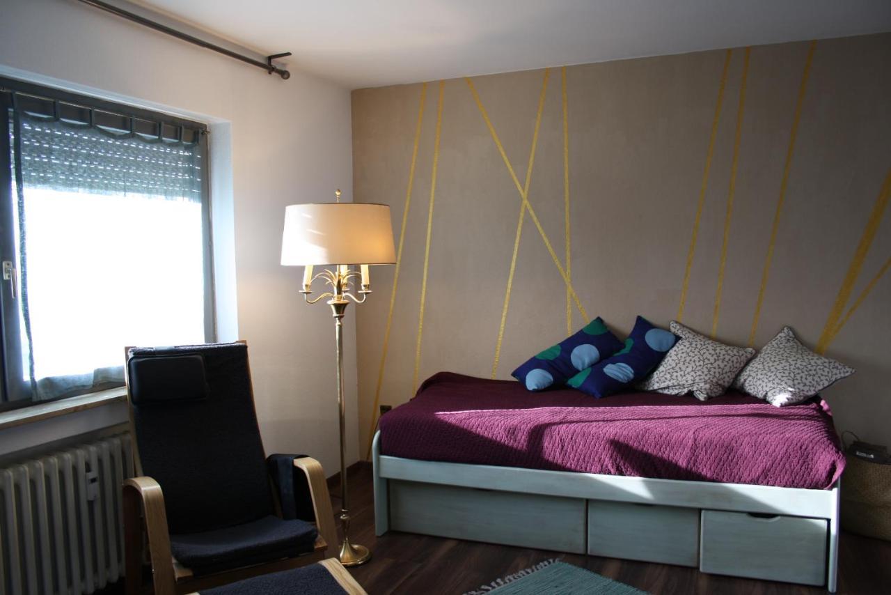2 Zimmer Fewo Mit Aussenpool Und Sauna Sulzfeld am Main Exterior photo