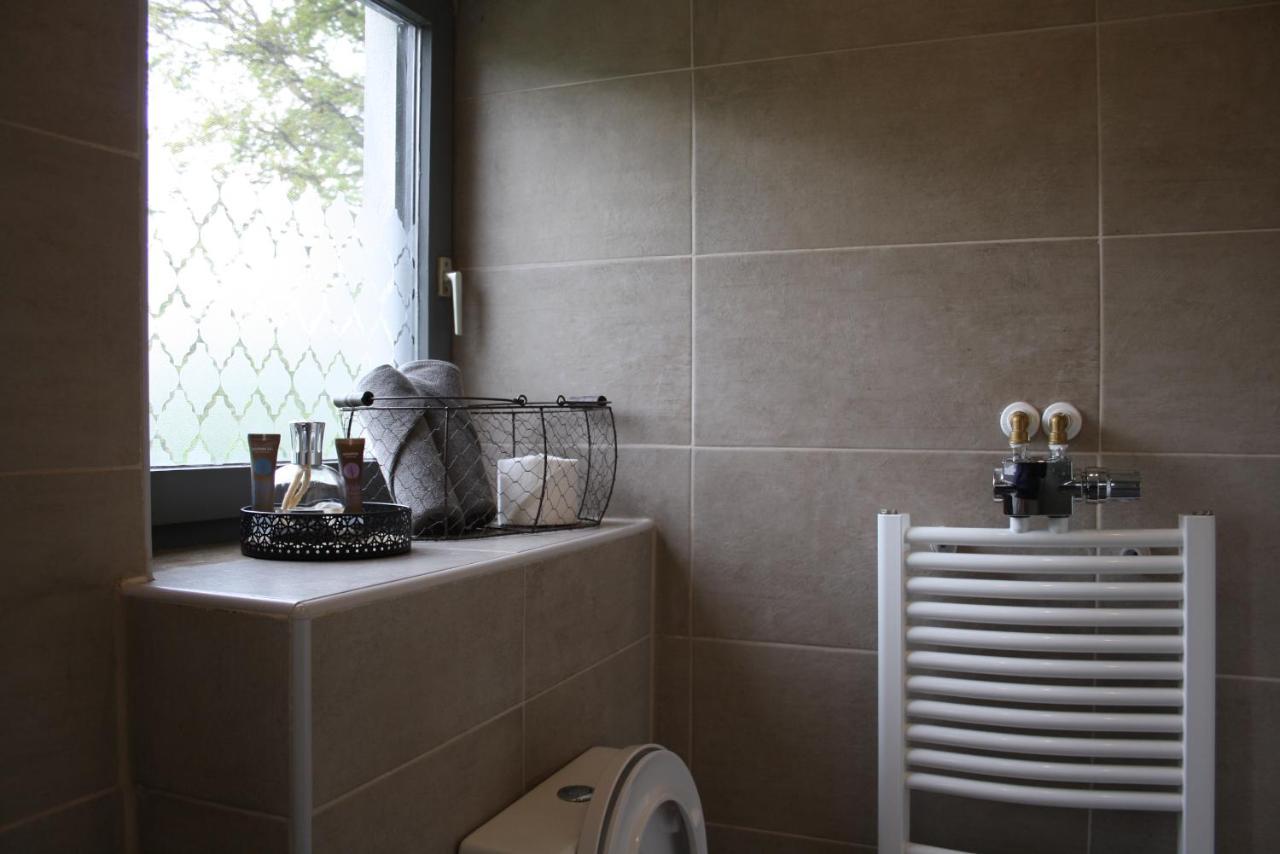 2 Zimmer Fewo Mit Aussenpool Und Sauna Sulzfeld am Main Exterior photo